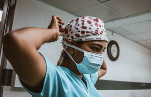 Fin de l’état d’urgence sanitaire : les syndicats craignent que le réseau de la santé s’effondre