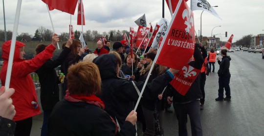Manifestation contre l’austérité à l’Institut universitaire en santé mentale de Montréal