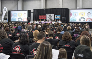 Les travailleuses des CPE de Montréal-Laval votent un mandat de grève de six jours