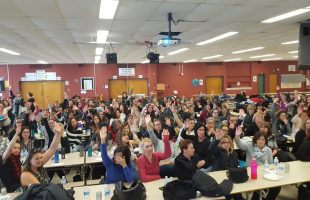 Les travailleuses en CPE des Laurentides en faveur des ententes de principe