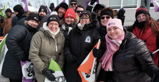 Solidarité pour les travailleuses et travailleurs du Centre L’Entre-Toit
